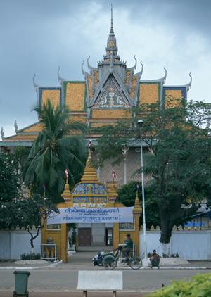 奈良の便利なビジネスホテル｜東横INN奈良新大宮駅前の魅力と宿泊情報